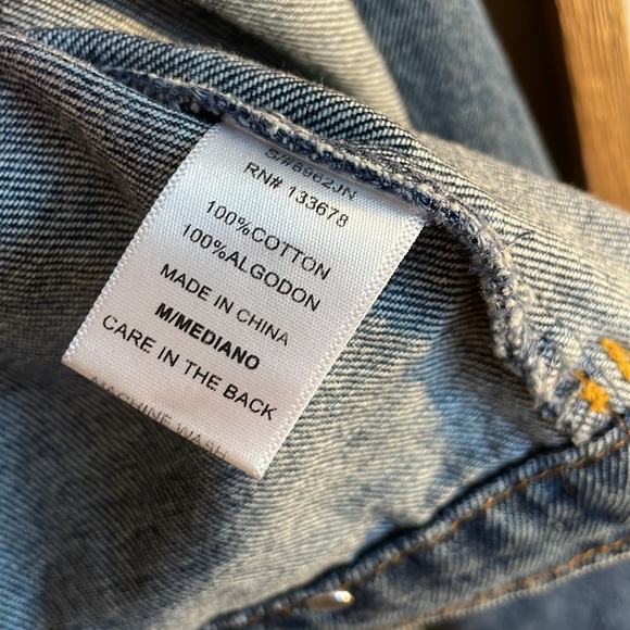 Denim jacket 🩵 - Picture 3 of 4